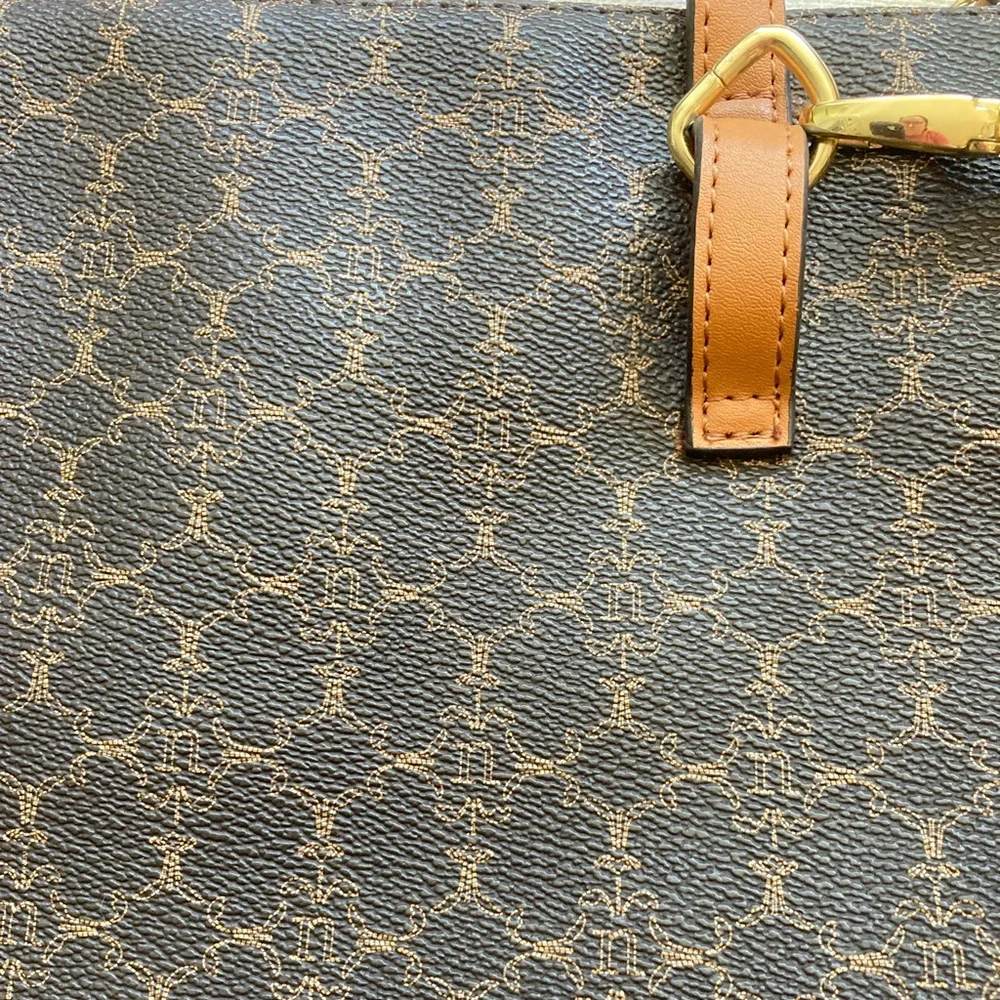 Nanette‎ Lepore Convertible Backpack Shoulder Bag Brown Logo Print Crossbody